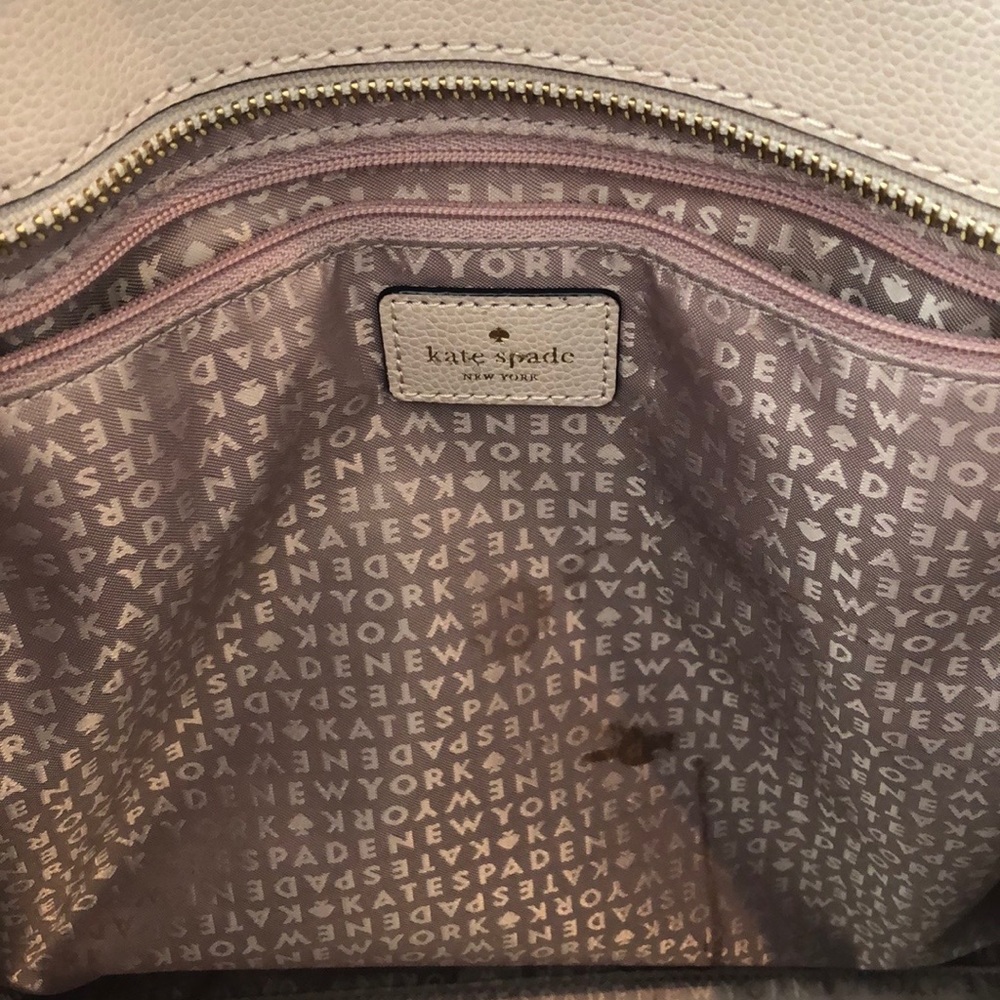 Kate Spade Tote - Picture 4 of 6